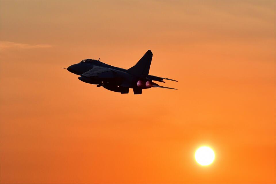 南部战区空军跨昼夜飞行训练！高清大图来啦