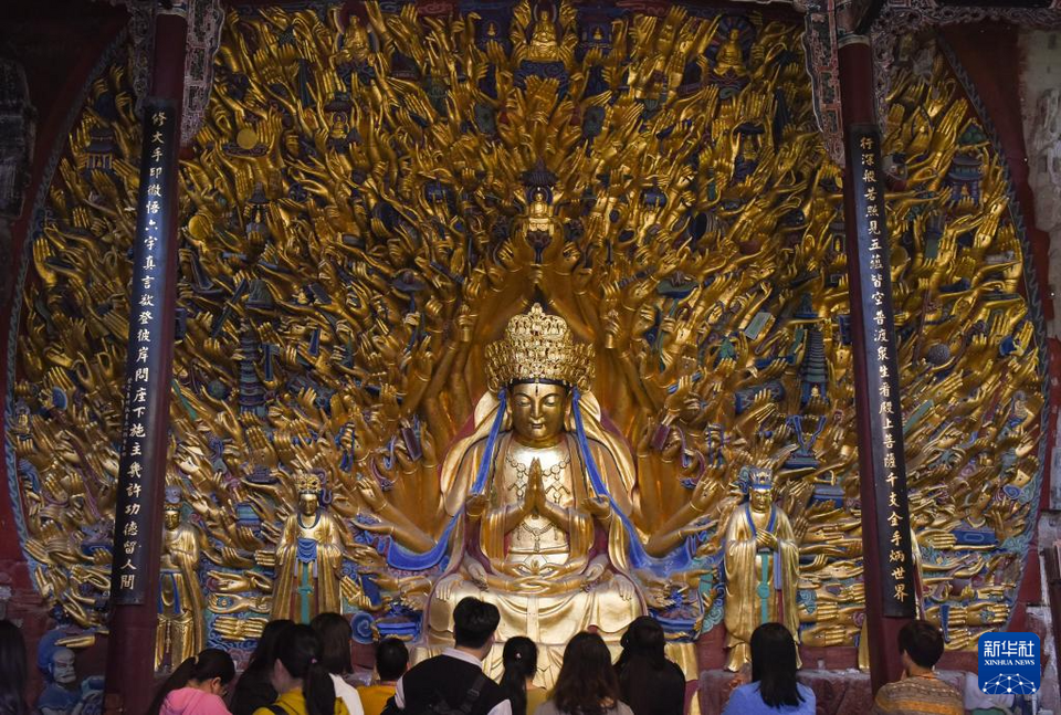 重庆：世界文化遗产大足石刻景区旅游人气旺