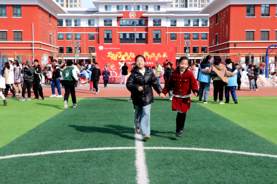 沧州市运河区：花式迎开学 朝气满校园_fororder_沧州市运河区：花式迎开学 朝气满校园(1)310