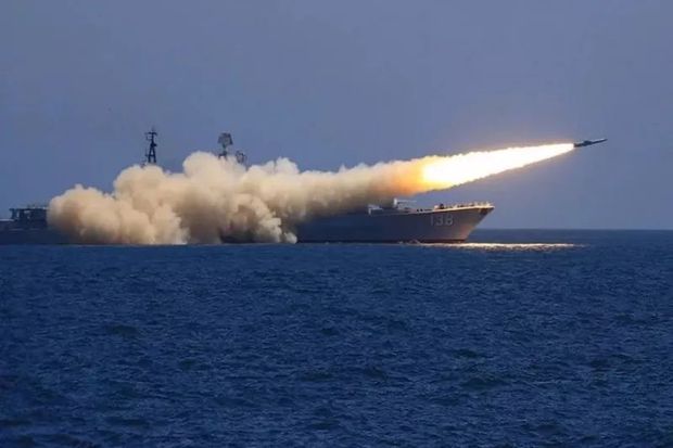 向海图强 习近平的海军强军梦