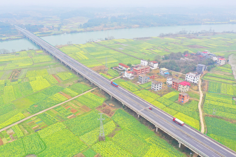 一路春风一路花_fororder_DJI_01731