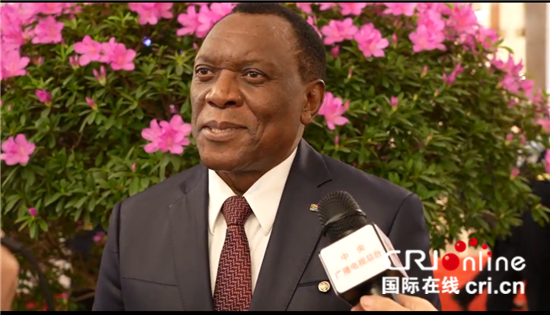 多国驻华使节旁听全国政协十四届二次会议开幕会   期待同中国发展更为深入的合作关系_fororder_f9852b396a594412a7f5a69ad03c4993