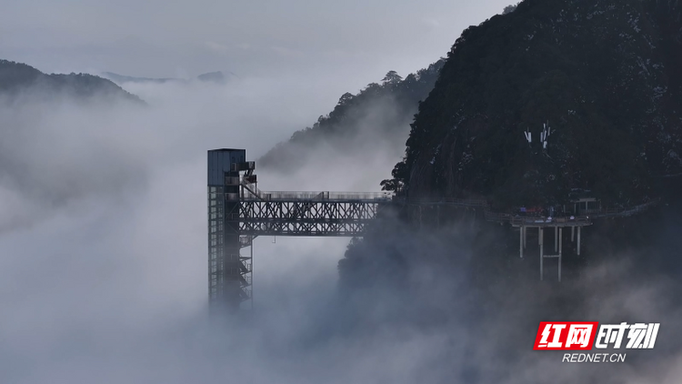 宜章莽山：雪后初晴 云海飘渺
