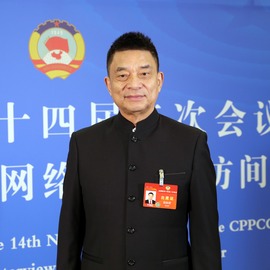 全国政协委员刘永好：“麦田里的守望者”助力乡村振兴