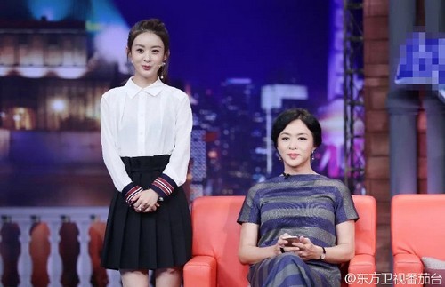 赵丽颖否认绯闻 因记不住台词错过小燕子