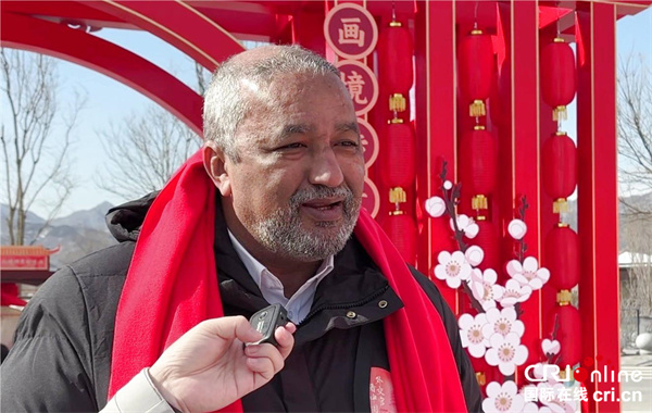 【机遇中国 共话两会】韧性强动能足 多国驻华大使看好中国经济机遇_fororder_图5：佛得角驻华大使阿林多·多罗萨里奥