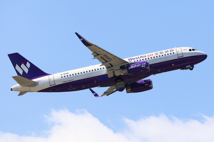 西部航空开通长沙直飞万象国际航班