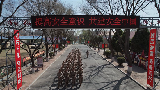 锦州市军地联合开展全民国家安全教育日普法宣传系列活动_fororder_锦州军区7