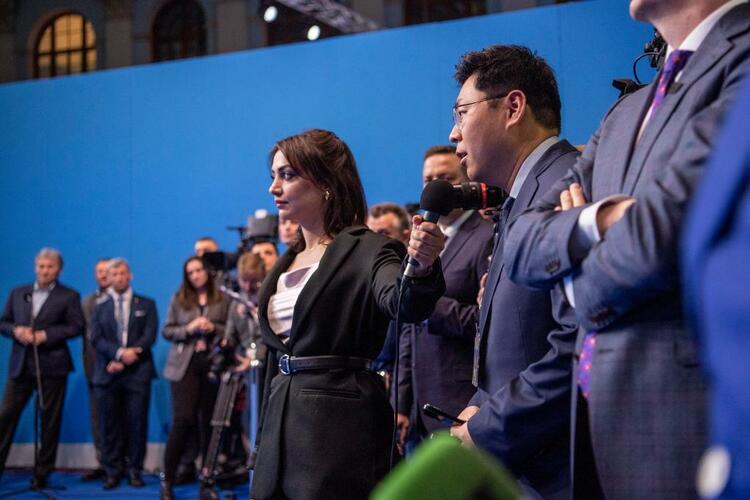 普京：俄中关系将继续深化发展