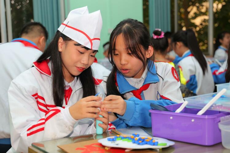 越南青少年学生到广西防城港东兴进行研学活动_fororder_20240323_125017