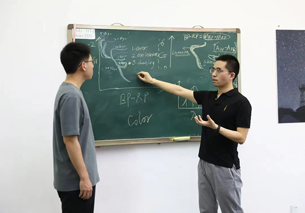 “专注特色学科 融入学校发展”｜西华师范大学天文系副教授何治宏：在“追星”路上步履不停_fororder_微信图片_20240328135636