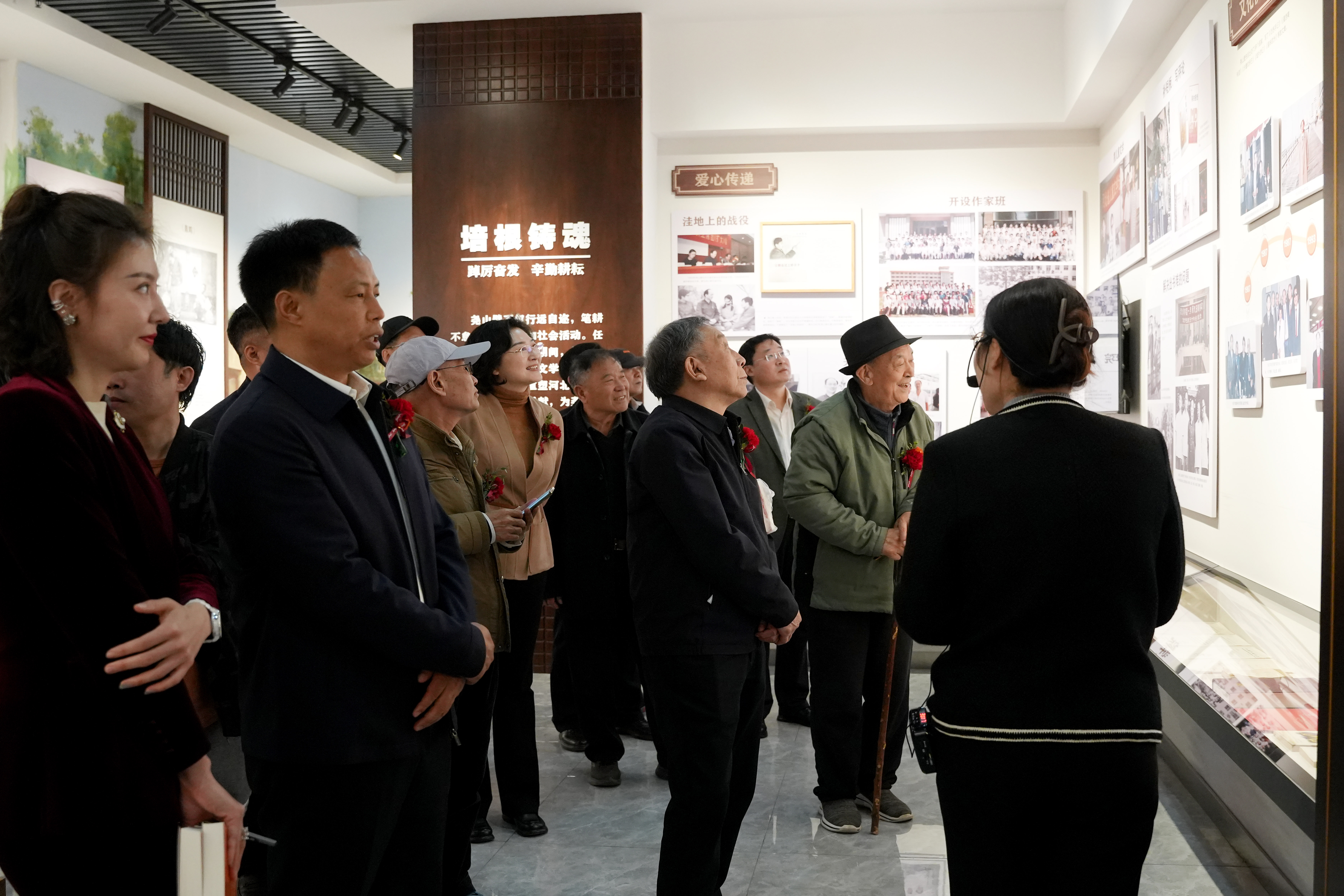 河北隆尧：举办《尧山壁记》新书首发仪式_fororder_10.JPG