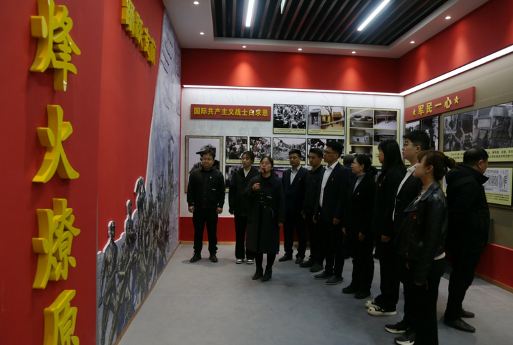 河北河间：清明寄哀思 秉承英烈志_fororder_图片 4