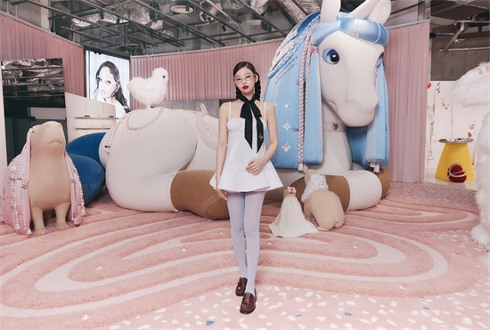 GENTLE MONSTER携手Jennie联名系列全球正式发售 南京限时空间同步揭幕_fororder_图片2