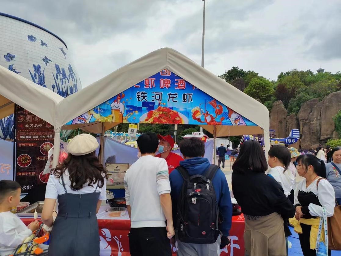 破1000万 铁河龙虾强势“出圈”