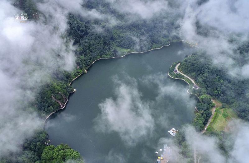 春山处处行应好