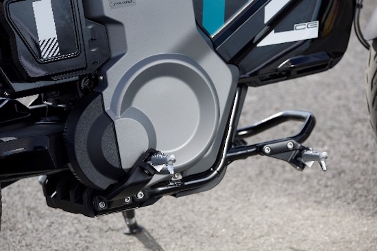 电动跑酷者 全新BMW CE 02即将中国亮相_fororder_image004