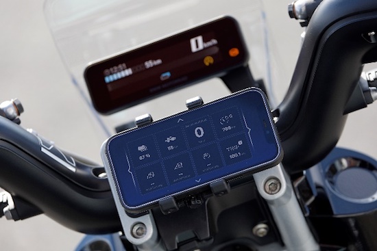 电动跑酷者 全新BMW CE 02即将中国亮相_fororder_image006