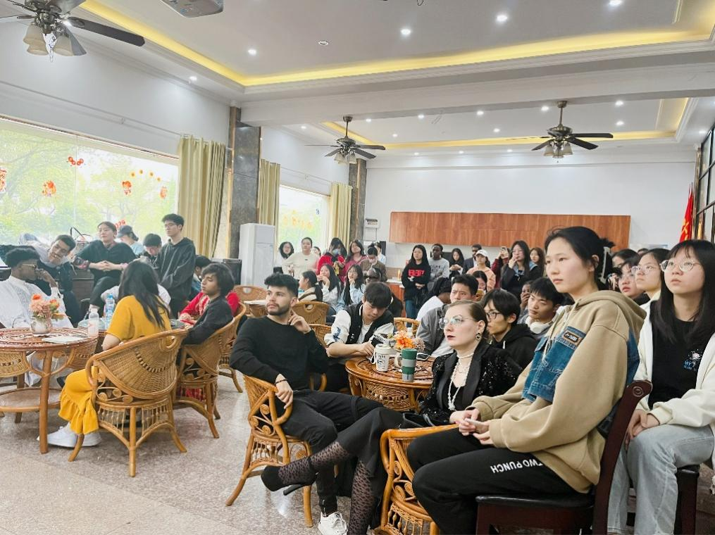 江西科技学院举办“中国龙，福泽四海”英语角活动_fororder_11