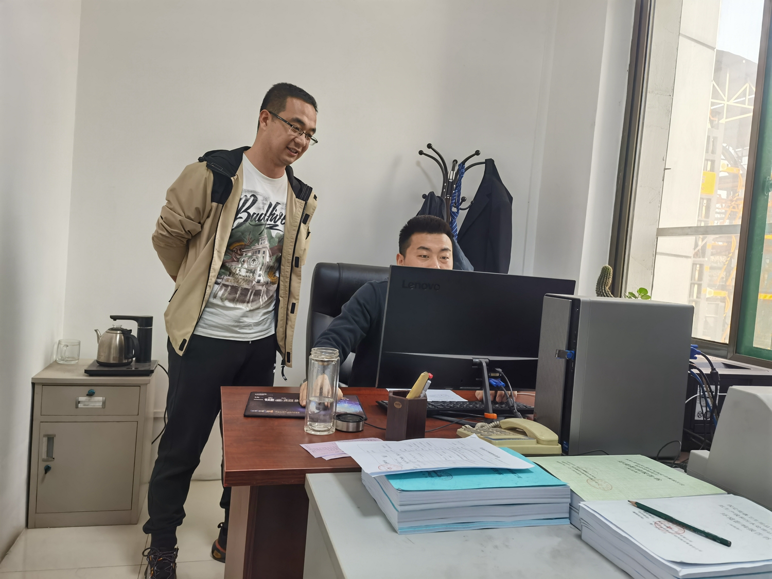 保定市满城区：精业务优环境 打造项目审批加速度_fororder_提质提升审批服务流程 摄影 刘硕