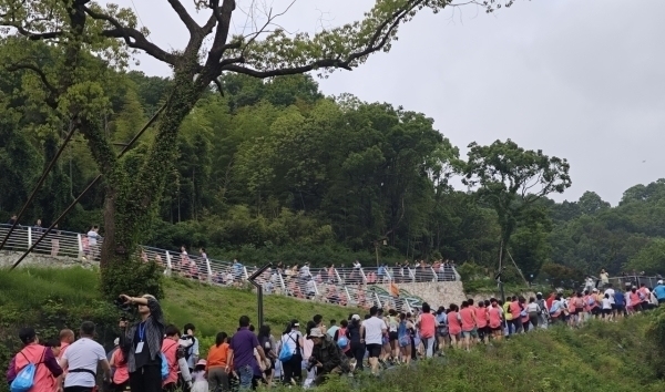 免费游景区、夜游普陀湾……这个“中国旅游日”，浙江舟山捧出丰盛文旅“大餐”_fororder_13058678915528