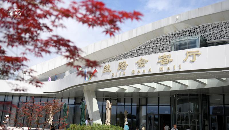 来中亚公园 感受丝路风情