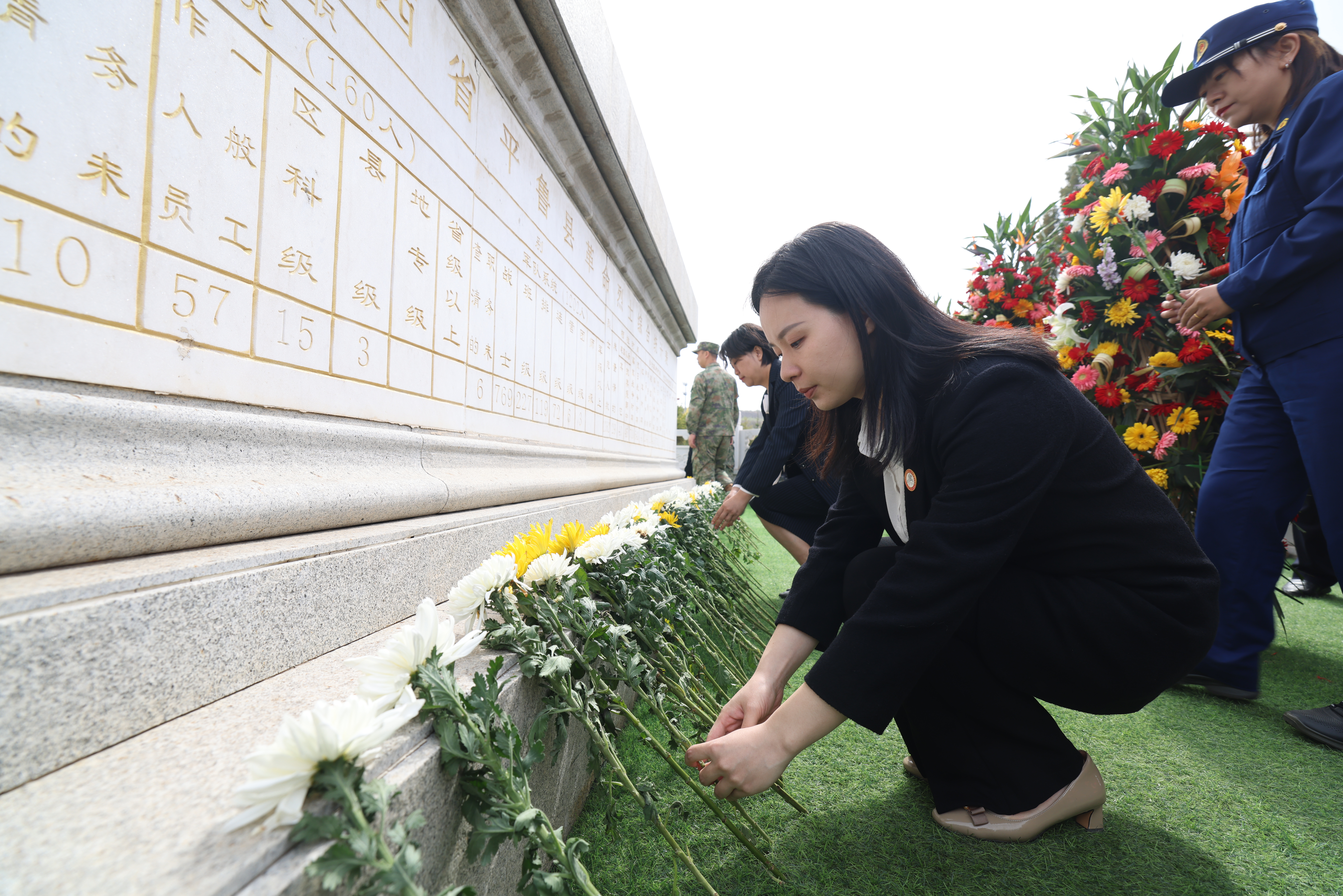 华侨女英雄李林烈士纪念活动在山西平鲁举行_fororder_微信图片_20240426152232