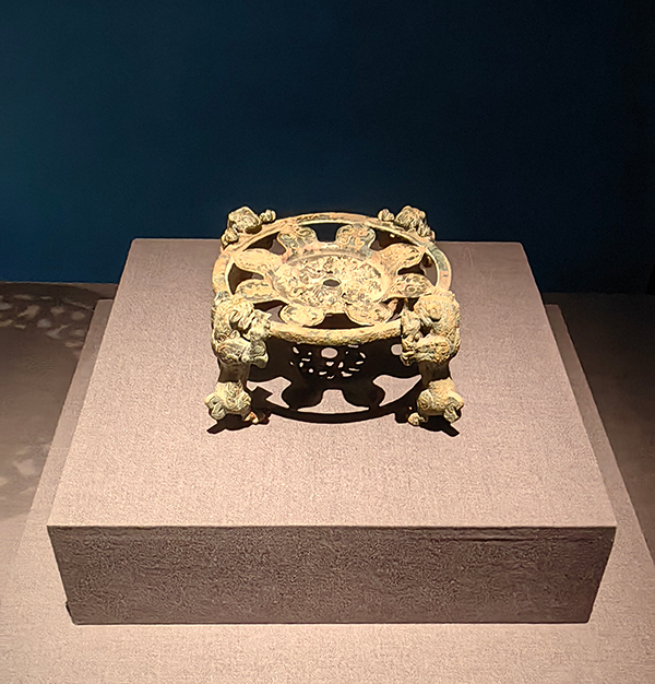 “吉金铸史：青铜器里的古代中国”展览在三星堆博物馆开幕_fororder_IMG_20240428_103632