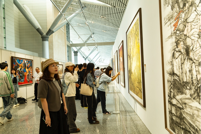 “深入基层·面向大众——中国民族美术双年展民族地区巡展”暨“中国民族美术发展学术研讨会”（贵州站）举办_fororder_图片222