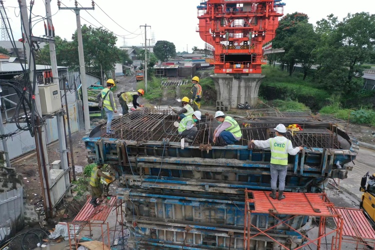 资讯有故事丨致青春 “很荣幸能够参与到雅万高铁的建设中来”