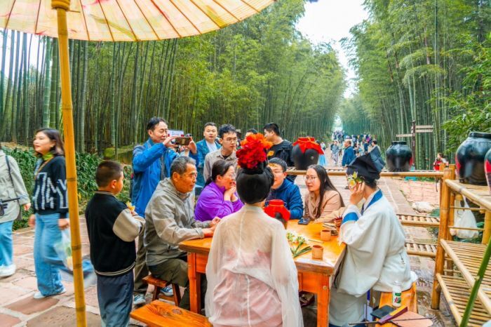 （转载）“五一”假期，宜宾迎来旅游热潮