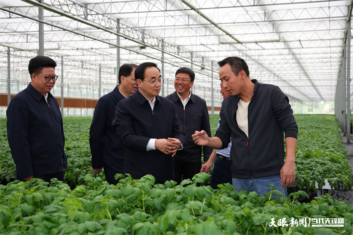 徐麟在毕节市威宁自治县调研