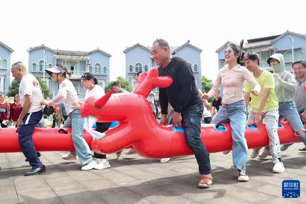 多彩活动迎端午_fororder_20240607c74ab27fc0814bff97712a866581dc0d_20240607894326e1082f438b868dffea0247fa98