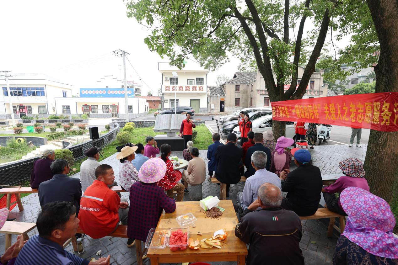 “一顿饭的陪伴”温暖人心！九江湖口县这个村里的留守老人多了一群“儿女”_fororder_11