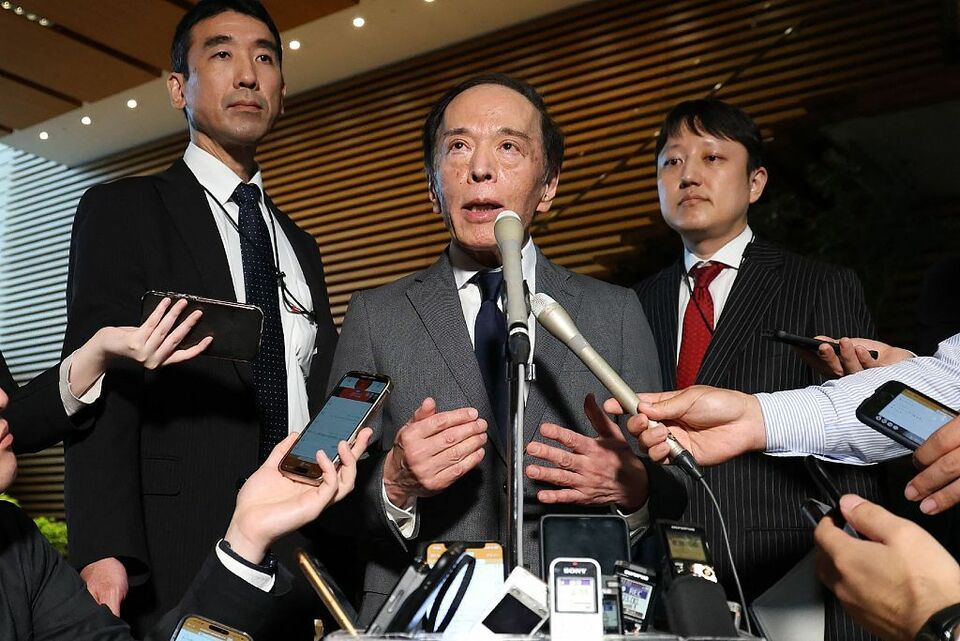 “日本经济政策陷入左右为难的境地”