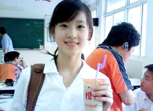 刘强东不许提奶茶妹妹 网友狂刷屏"奶茶妹妹"