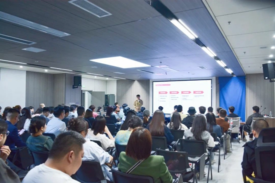 贵阳综保区组织举办跨境兴趣电商MeetUP活动_fororder_640