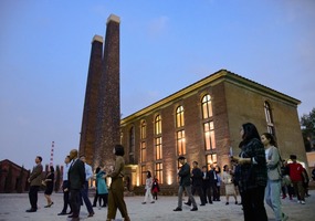 “凤仪·骄阳——融工业艺术与文献展”开启沈阳艺术节视觉艺术展大幕