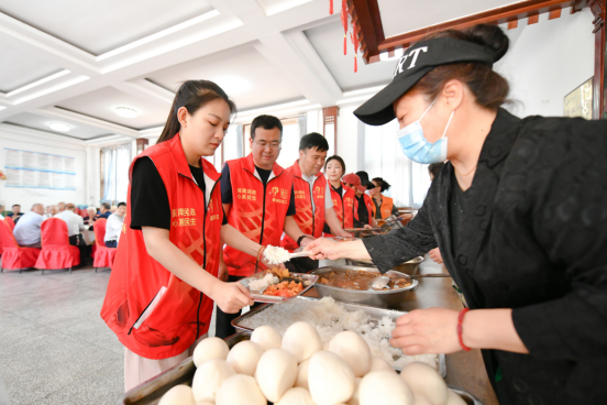 邯郸冀南新区：老年食堂带来老人幸福好“食光”_fororder_邯郸冀南新区：老年食堂带来老人幸福好“食光”464