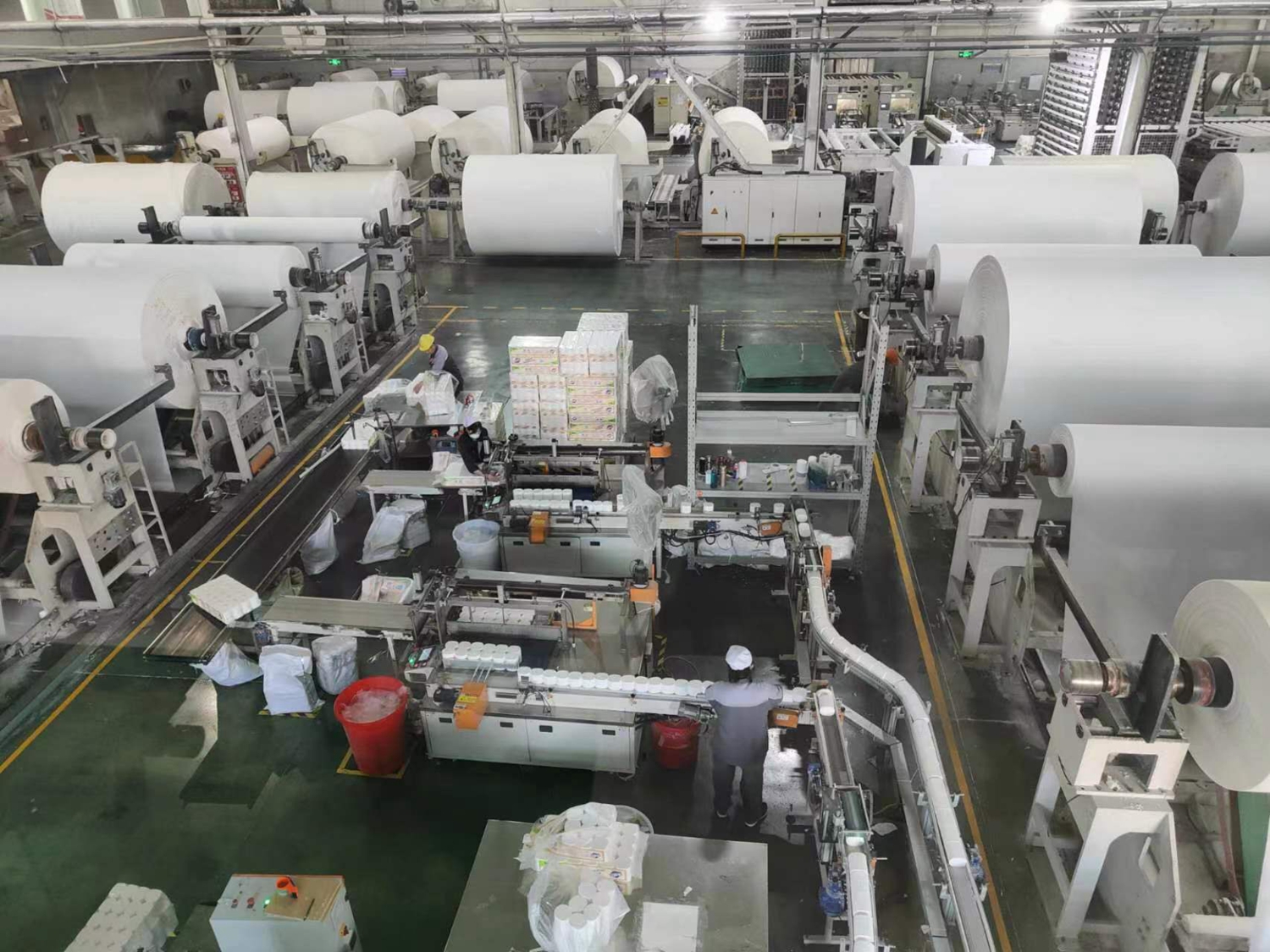保定市满城区：享誉全国 “纸”“卫”匠心_fororder_满城生活用纸车间内生产加工中 摄影 黄梦娟