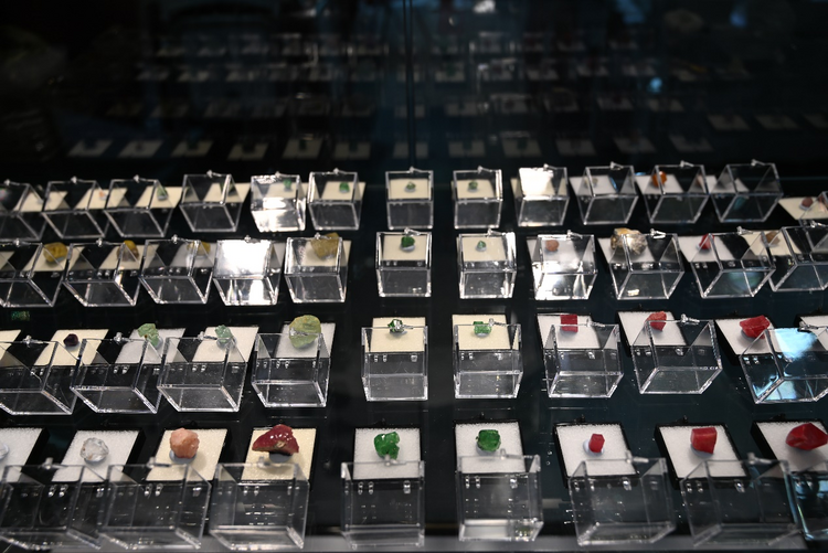 70多家境外展商参展 第十二届中国（湖南）国际矿物宝石博览会开幕_fororder_图片11
