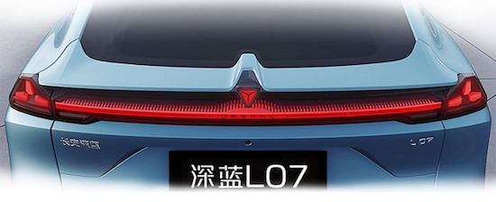 深蓝L07搭载华为智驾系统 主打智能科技_fororder_image003