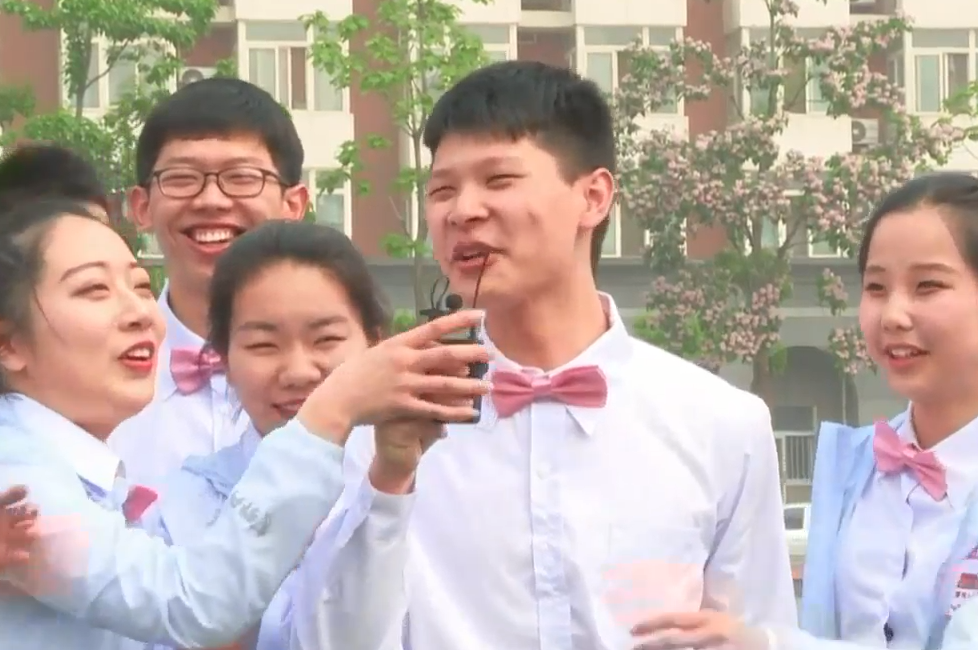 有同学说，青春就是满脸的胶原蛋白。_fororder_QQ图片20180430162141