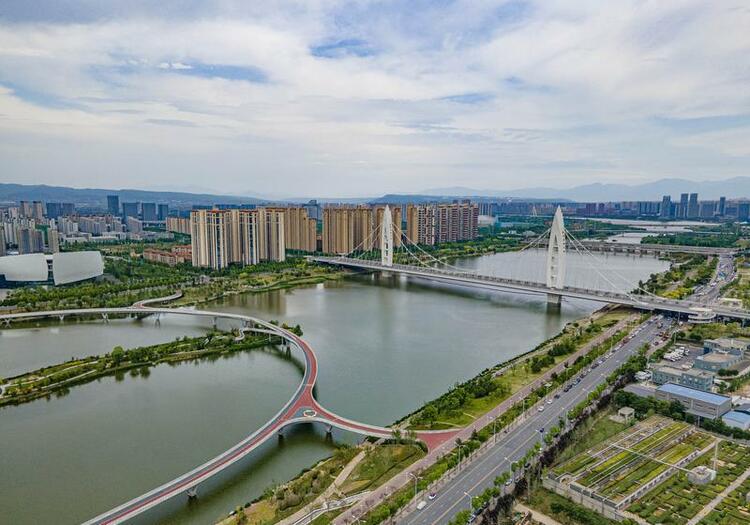 灞河美景入画来