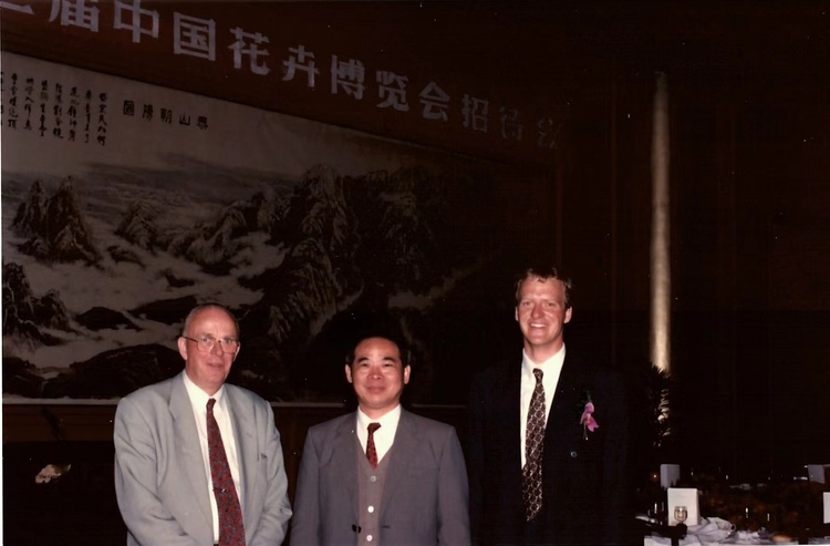 花从海上来丨荷兰花卉商德威特：在华经营40年 对中国市场的光明未来充满信心