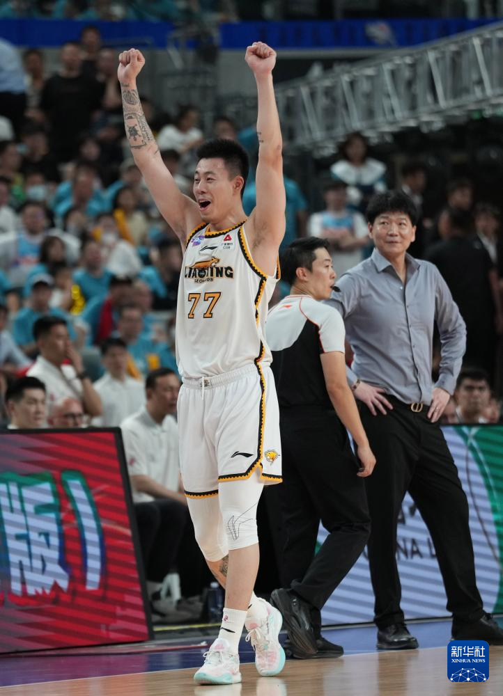 CBA总决赛：辽宁本钢夺冠