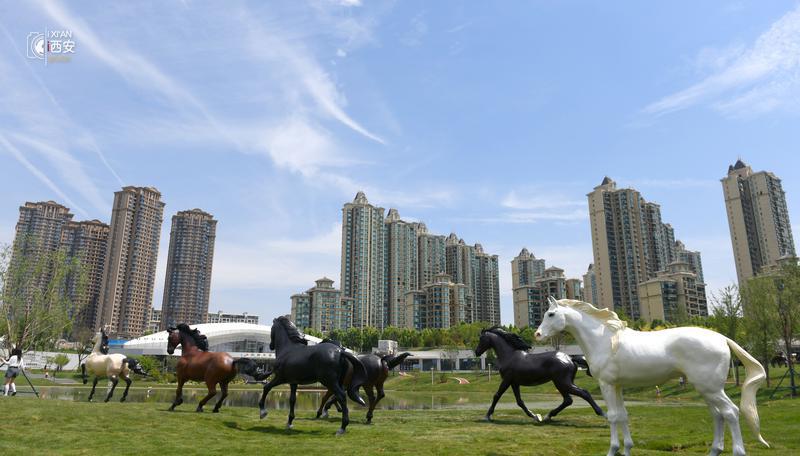 来中亚公园 感受丝路风情