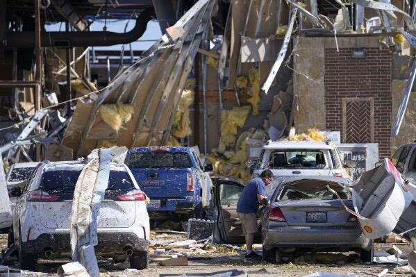 美国中部地区新一轮风暴造成至少11人死亡