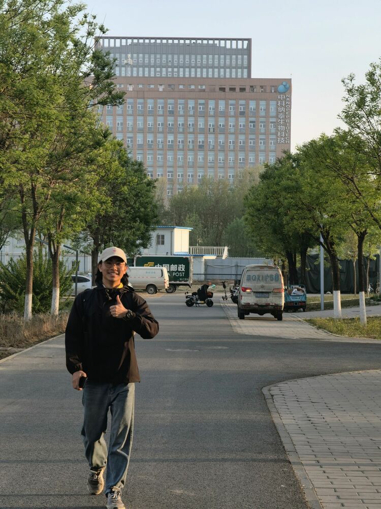 资讯有故事丨马来西亚留学生：“硬核骑行”看中国
