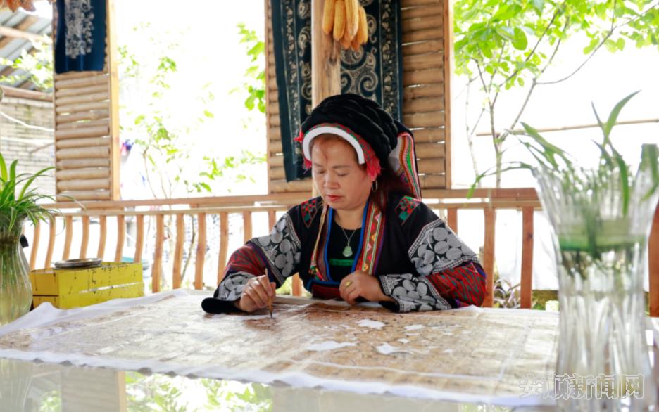 “留住乡愁·传统村落安顺行”系列报道之四丨黄果树旅游区石头寨村：留住传统风貌 建设美好家园